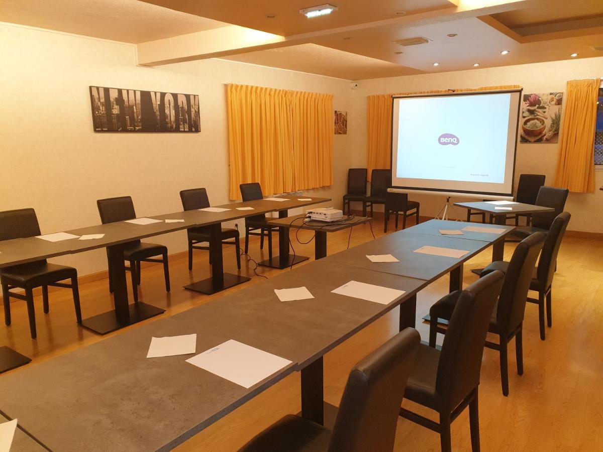 Hotel Chateau-Thierry Centre Esterno foto