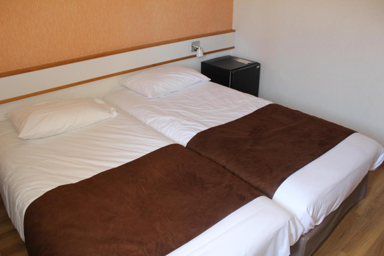 Hotel Chateau-Thierry Centre Esterno foto