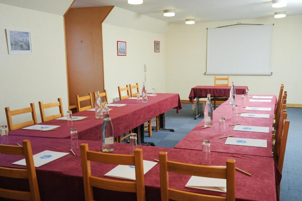 Hotel Chateau-Thierry Centre Esterno foto